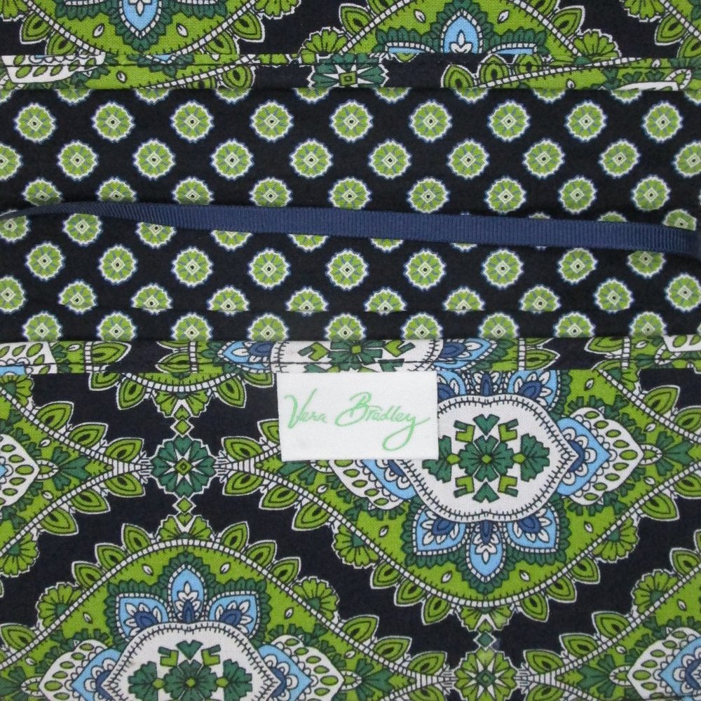 Vera Bradley Paperback Cover in Cambridge NEW